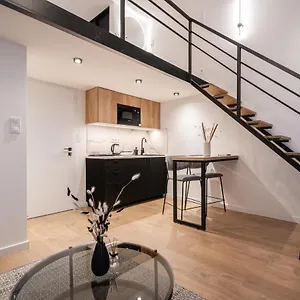 E56 - Grand Boulevard Heritage - Location By Bqa Apartment Budapest