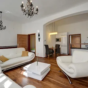 Historic Centre Ii Apartment Prague